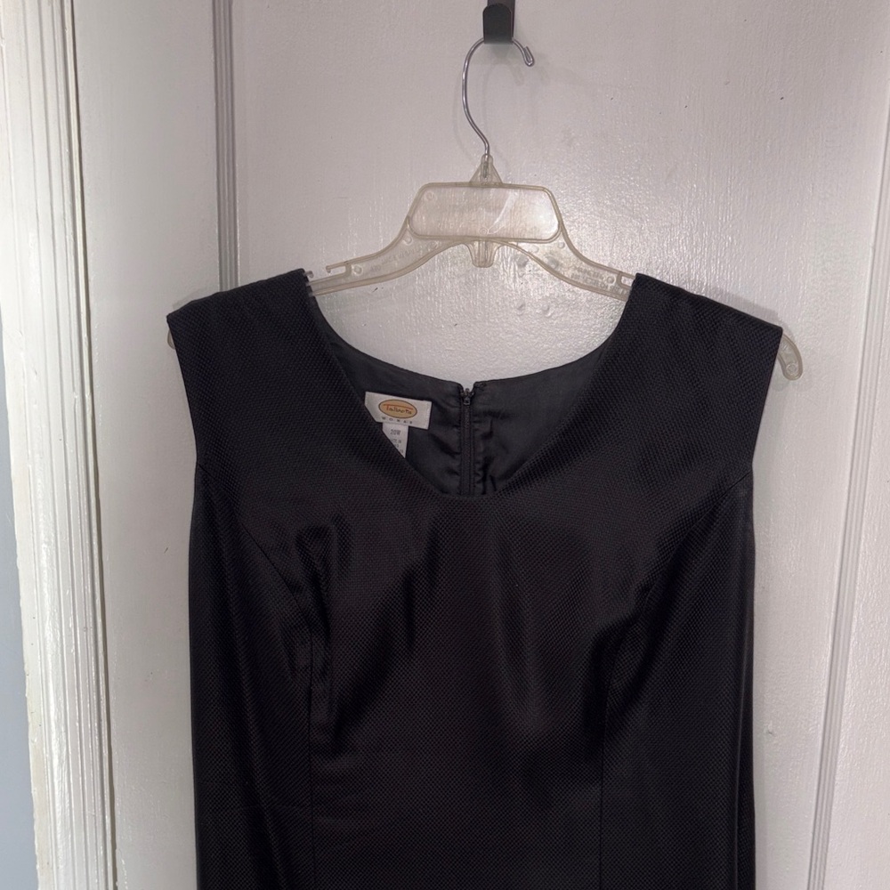 Talbots Elegant Black Sleeveless Dress Suit